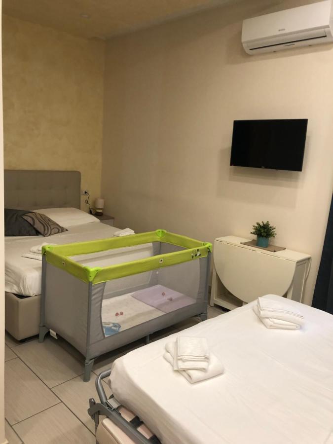 Room25mq Picasso Cercola Esterno foto